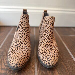 Dr. Scholl's Leopard/Cheetah Boots